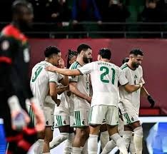 首届Optum高尔夫频道邀请赛，斯科蒂战队将与罗瑞战队在灯光下一较高下！12月17日美国东部时间晚7点，高尔夫频道与USA电视台现场直播。