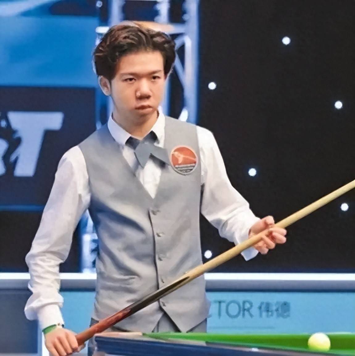 从而确保球 从而确保球